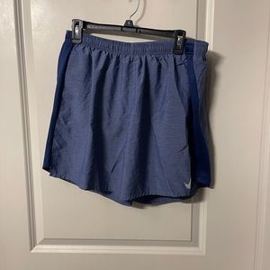 Mens XL Nike shorts with liner